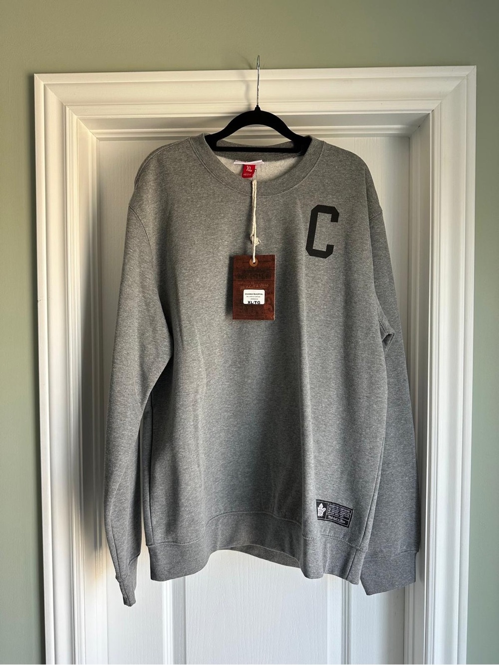 Mitchell & Ness Toronto Maple Leafs Forever Captains Crewneck Sweatshirt Size XL